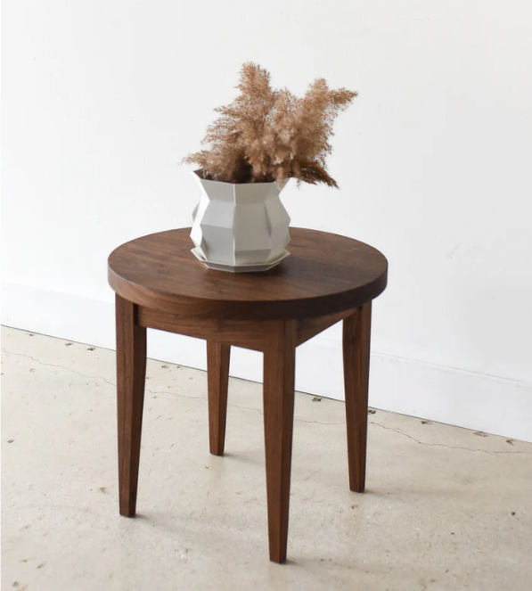 Round Taper Leg Accent Table - What WE Make