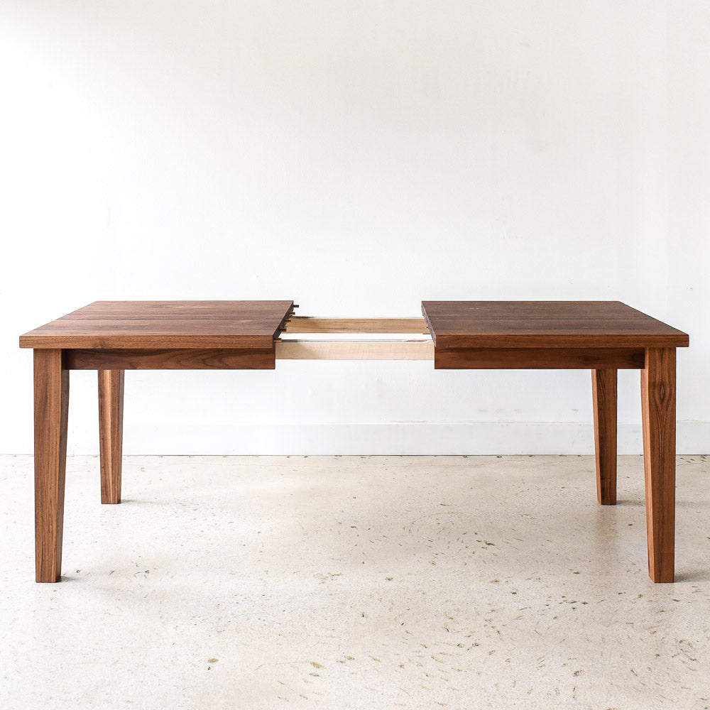 Extendable Tapered Leg Dining Table