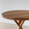 Round Pedestal Dining Table in White Oak / Clear - Tabletop Detail